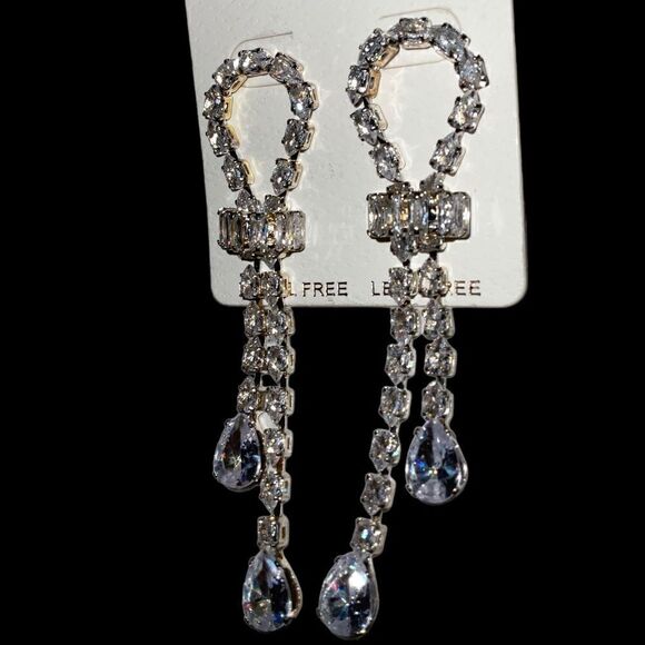 Gorgeous Formal Drop Earrings - Picture 3 of 10